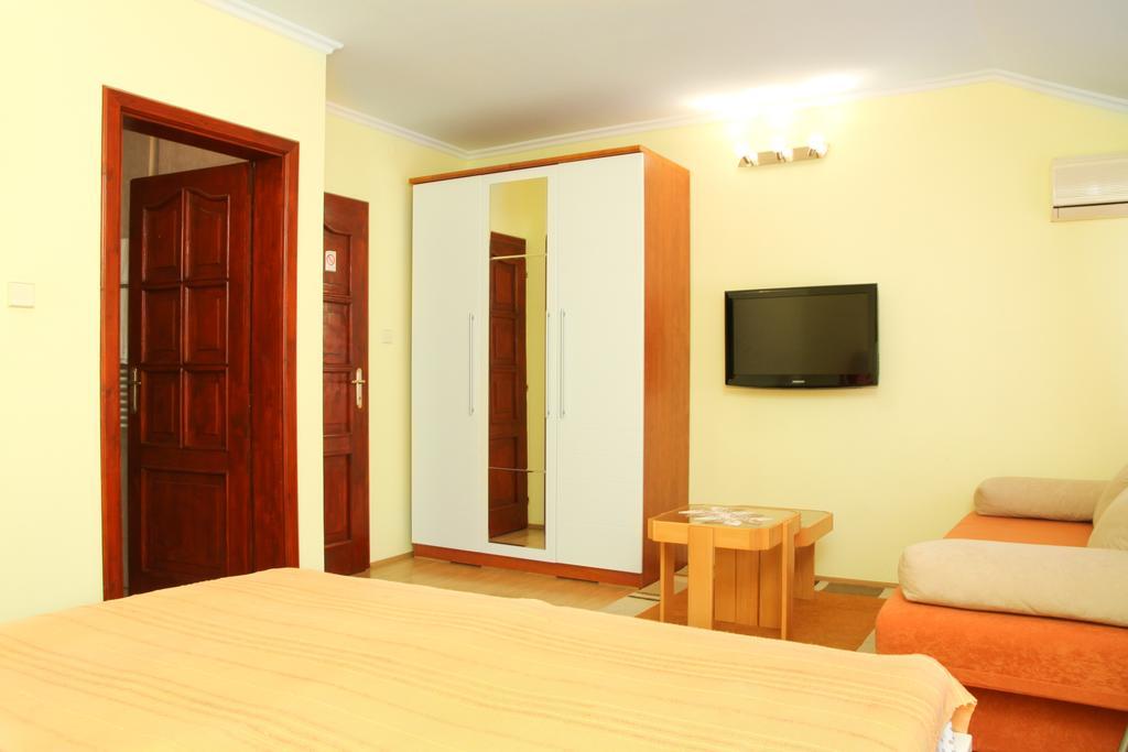 Palić Guesthouse Villa Elizabet חדר תמונה
