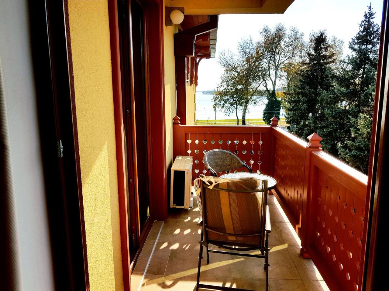 Palić Guesthouse Villa Elizabet מראה חיצוני תמונה