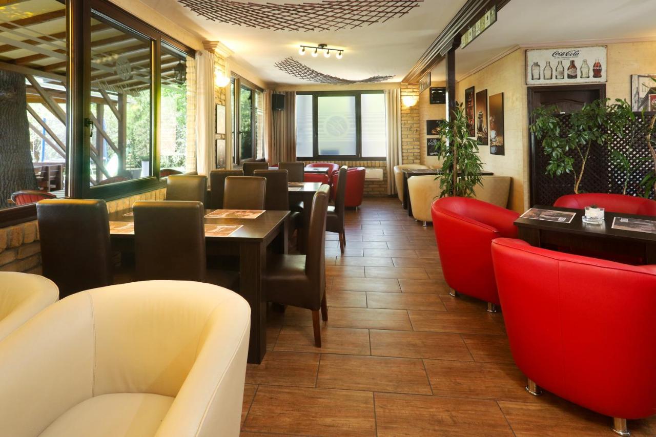 Palić Guesthouse Villa Elizabet מראה חיצוני תמונה